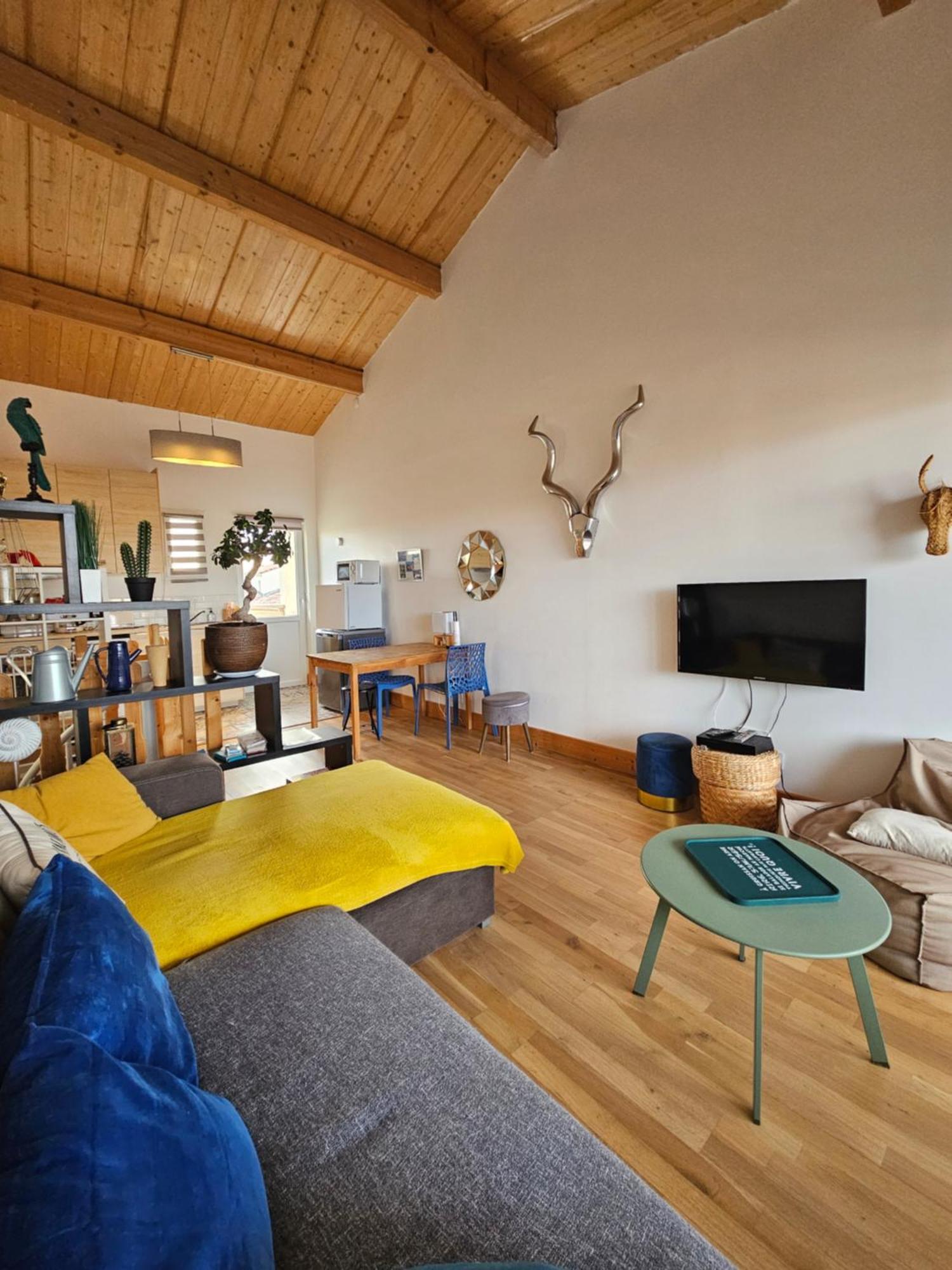 Appartement neuf 6 couchages 50 metres de la plage Gruissan Extérieur photo